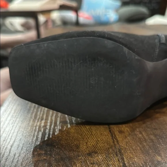 Elegant Black Suede Ankle Boots JustFab - Lilliana Heeled Bootie EUC - Picture 7 of 10